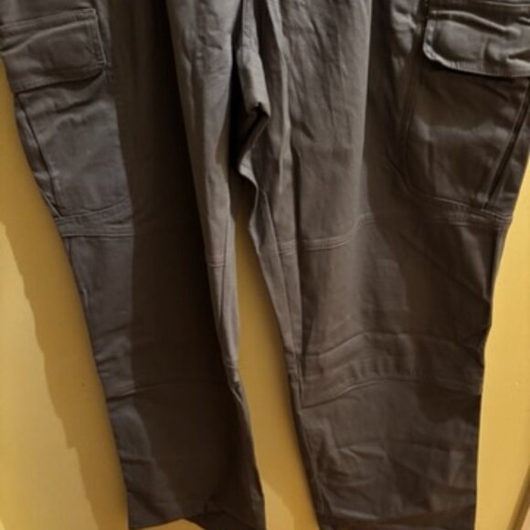 MENS: NO BRAND: SIZE 40X32 CARGO PANTS: NWT - Picture 3 of 11